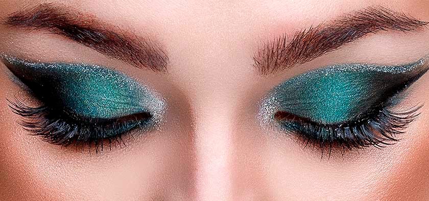 макияж в темных тонах